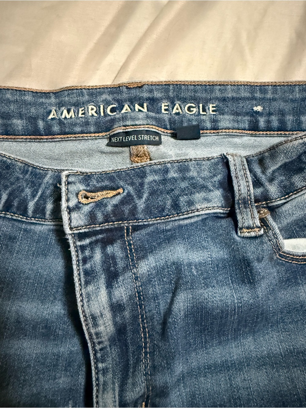 American Eagle Outfitters Women’s Mid Blue Stretch Jeans